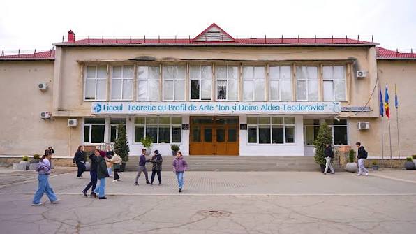 Ion şi Doina Aldea-Teodorovici